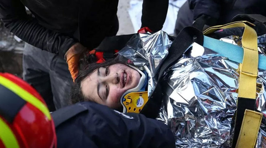 তুরস্কের ধ্বংসস্তূপে আরেক অলৌকিক ঘটনা!