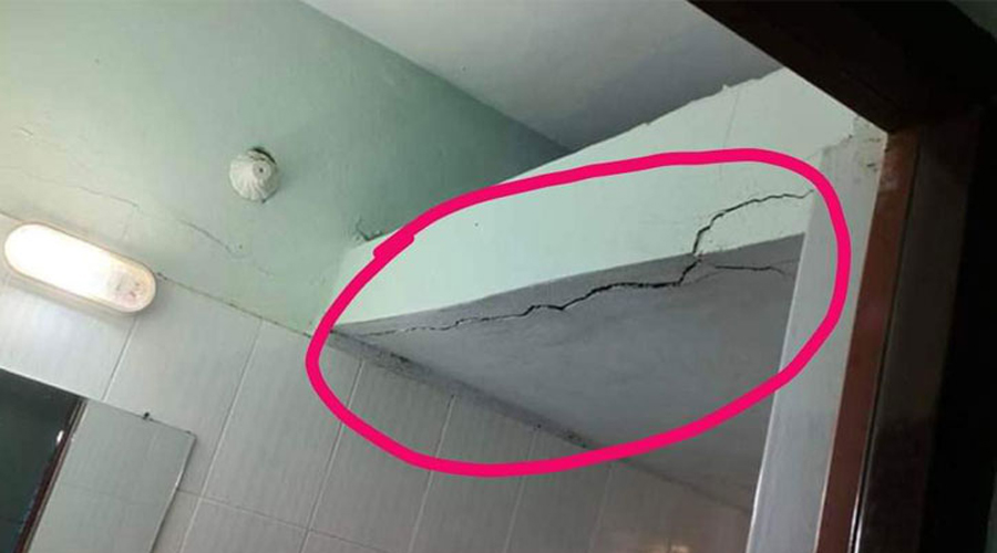 ভূমিকম্পে টেকনাফে কয়েকটি ভবনে ফাটল