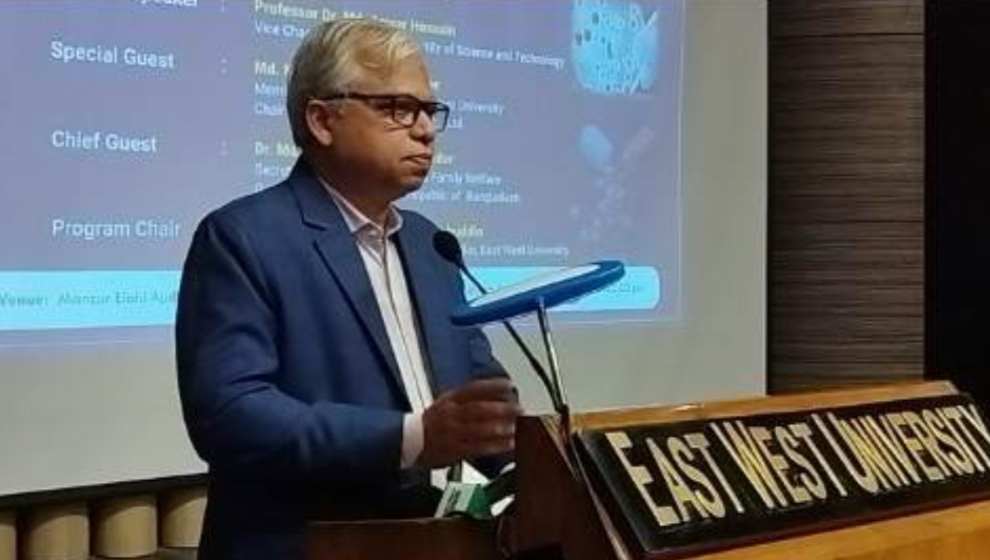 ‘অ্যান্টিবায়োটিক রেজিস্ট্যান্স বর্তমানে নীরব অতিমারি হয়ে দাঁড়িয়েছে’