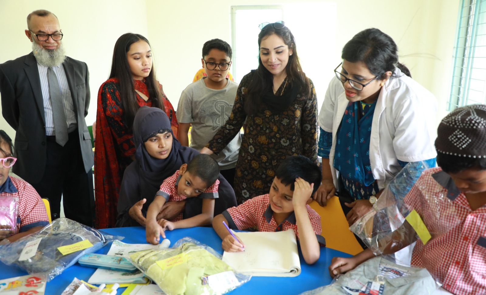 বসুন্ধরা স্পেশাল চিলড্রেন ফাউন্ডেশন'র বিশ্ব অটিজম দিবস উদযাপন