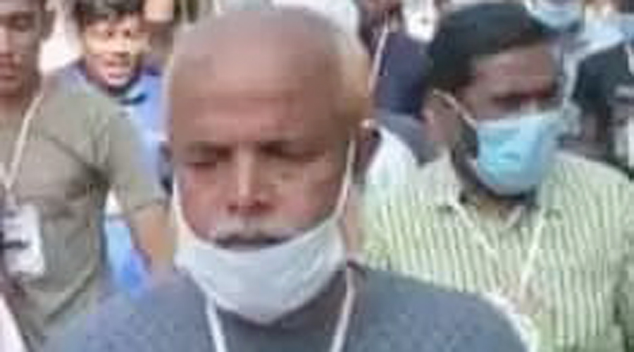 মোটরসাইকেল সংঘর্ষে  ফার্নিচার ব্যবসায়ী নিহত