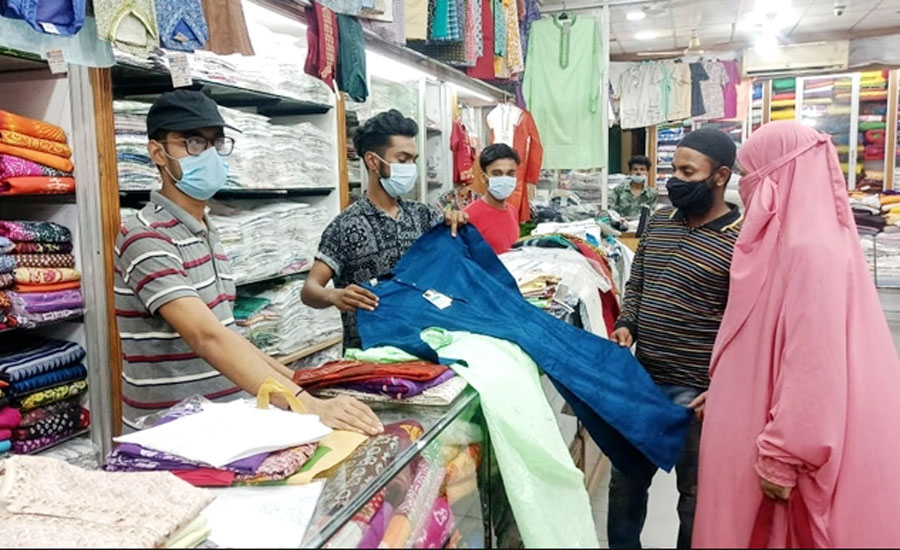 খাদিতে নান্দনিকতার ছোঁয়া, চাহিদার শীর্ষে পাঞ্জাবি