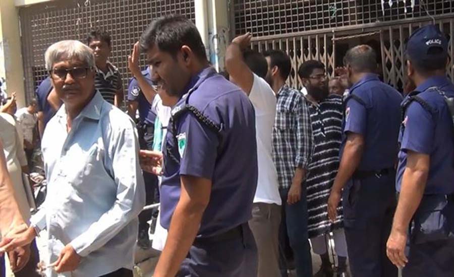 শেখ হাসিনার গাড়িবহরে হামলা: সাবেক এমপিসহ ৪ জনের যাবজ্জীবন