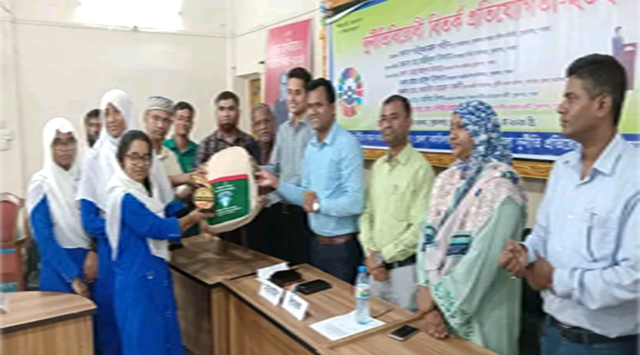 সুজানগরে দুর্নীতি বিরোধী বিতর্ক প্রতিযোগিতা ও পুরস্কার বিতরণ 