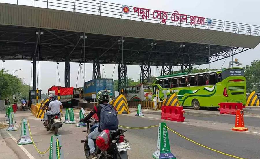 পদ্মা সেতুতে টোল দিতে হবে না শুধু একজনকে, তিনি কে?
