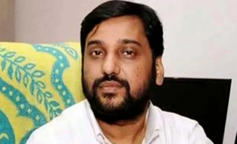 শুনানির একদিন আগেই দেশ ছেড়েছেন সম্রাট