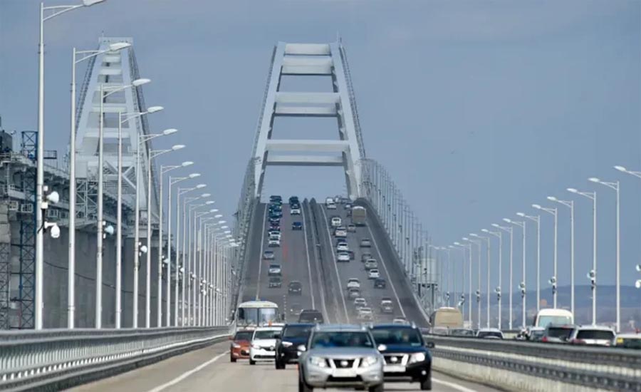 ক্রিমিয়ান ব্রিজে বিস্ফোরণ, নিহত ২