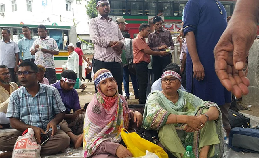 জাতীয়করণের দাবিতে অনড় শিক্ষকরা, অসুস্থ হয়ে একজনের মৃত্যু