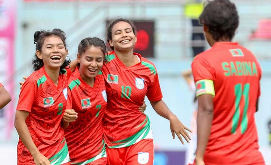 তিন ক্যাটাগরিতে বেতন বাড়ছে নারী ফুটবলারদের, সর্বোচ্চ ৫০ হাজার সর্বনিম্ন ৩০ হাজার