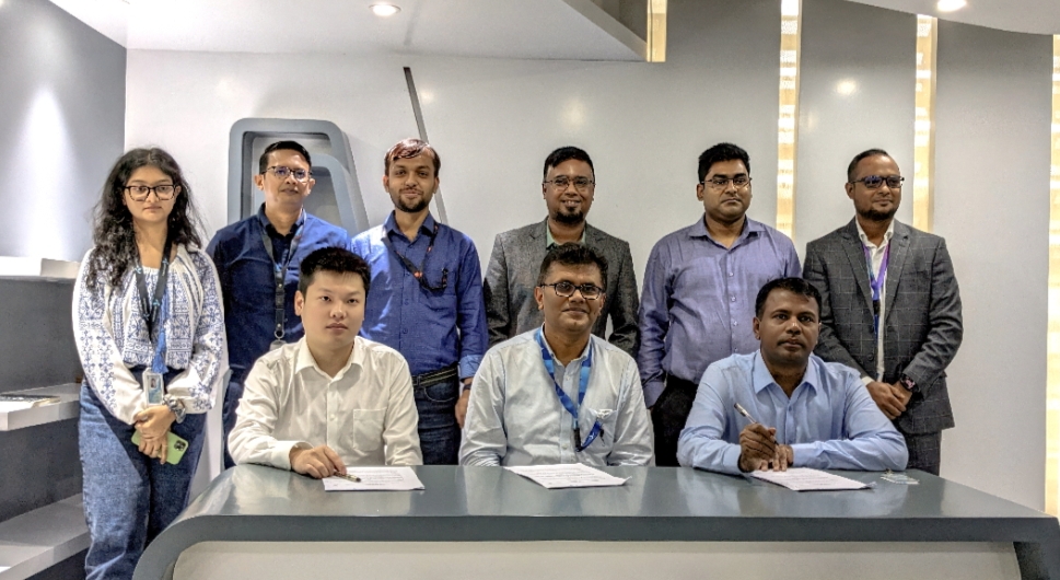 আকাশ ডিজিটাল টিভি, গ্রামীনফোন এবং শাওমির মধ্যে চুক্তি