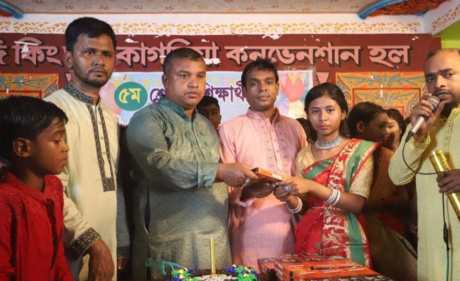 রাউজানের বিনাজুরী হরিপদ স্মরণী ও ডাঃ রাজা মিয়া স্কুলে বিদায় অনুষ্ঠান, সাংস্কৃতিক অনুষ্টান অনুষ্ঠিত 