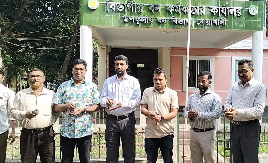 বেগমগঞ্জে বন্যপ্রানী উদ্ধার করে অবমুক্ত 