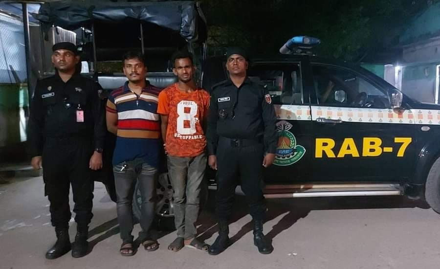 নাশকতা মামলায় রাউজান পৌরসভা যুবদলের সাধারণ সম্পাদক সহ গ্রেফতার- ৩ 