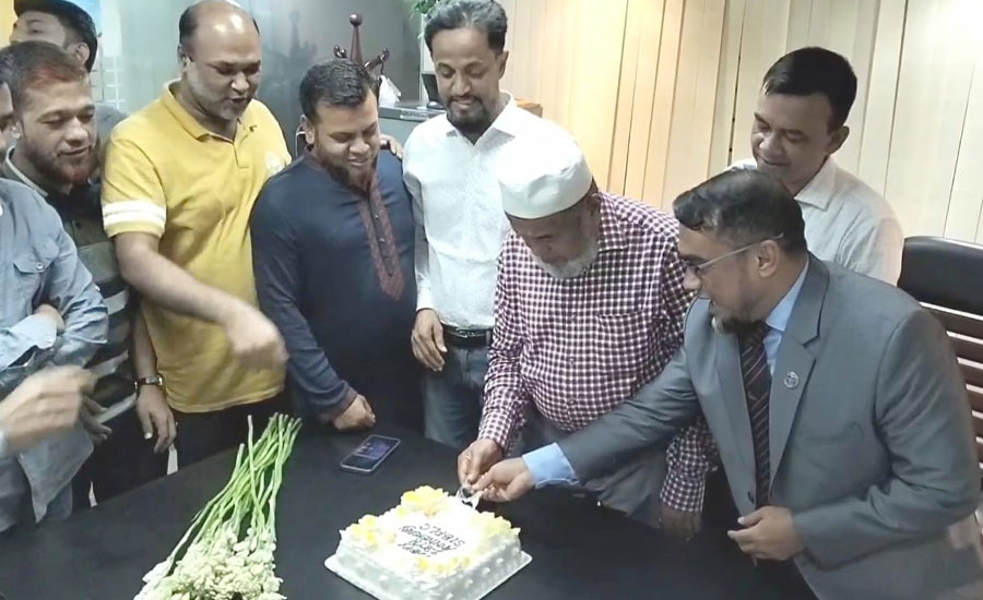 সোশ্যাল ইসলামী ব্যাংকের কেক কেটে প্রতিষ্ঠা বার্ষিকী পালিত