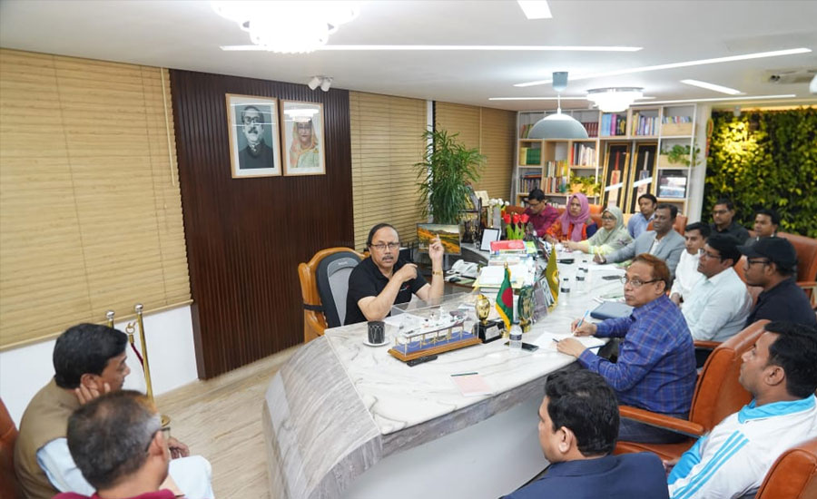 বিভাগীয় প্রধানদের সাথে রাসিক মেয়রের মতবিনিময়