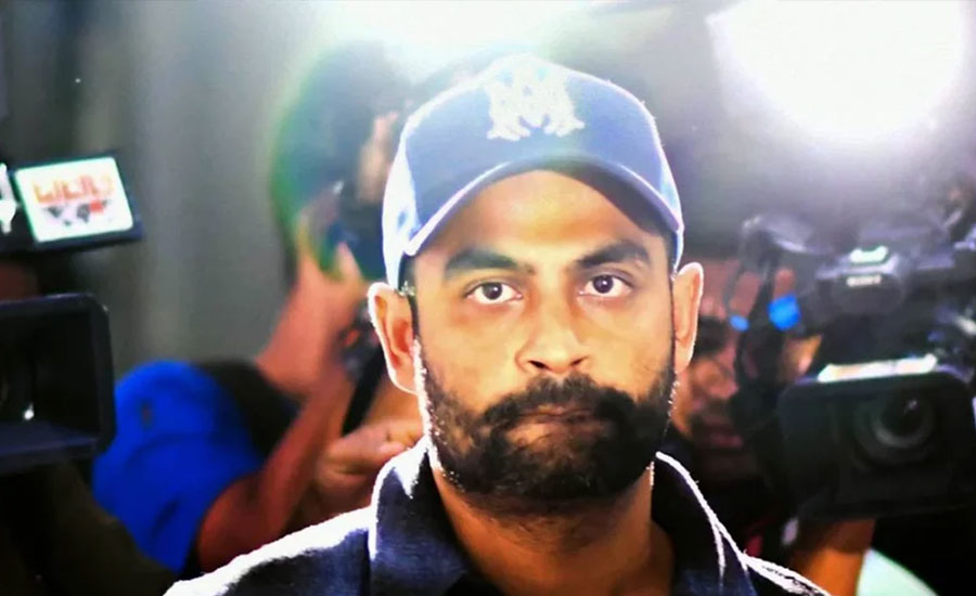 গণমাধ্যমে কিছু না বলেই পাপনের বাসভবন ছাড়লেন তামিম 