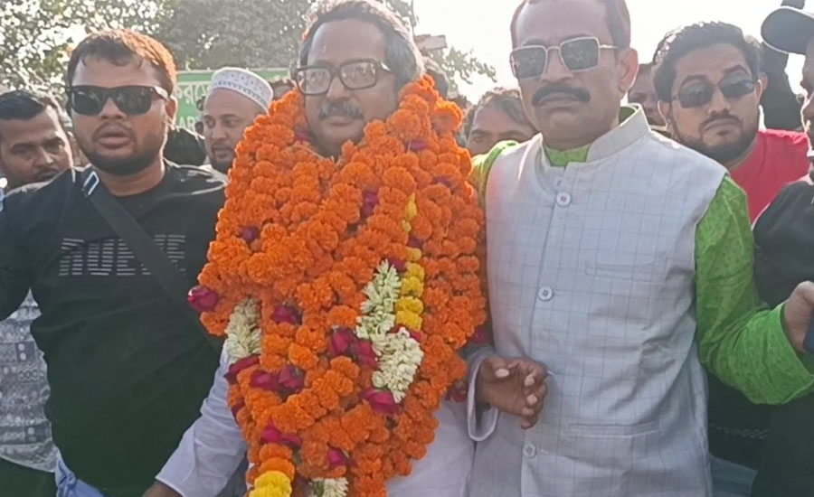 পঞ্চগড় ১ আসনের প্রার্থী নাঈমুজ্জামান ভুঁইয়া মুক্তার বিশাল আনন্দ মিছিল