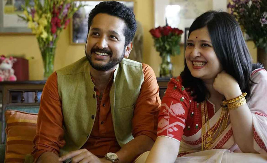 বিয়ের পর দিনই হাসপাতালে পরমব্রতের স্ত্রী 