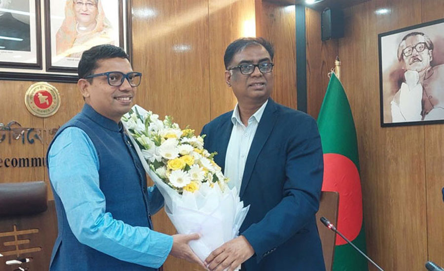 বাবা টেলিফোন অপারেটর ছেলে প্রতিমন্ত্রী