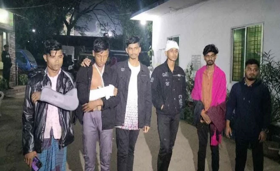 ফেনীতে নৌকার প্রচারণায় হামলা, আহত ৪