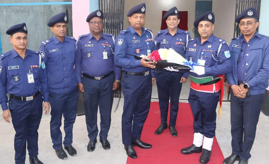 শত বছরের পুরোনো ‘বাজিতপুর সার্কেল অফিস’  