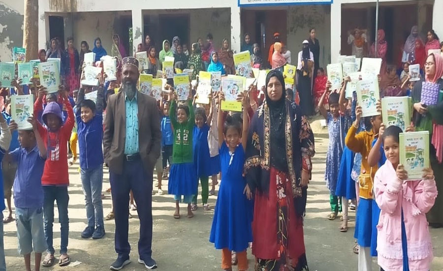 বাউফলে বই উৎসবে বঞ্চিত ৬৭টি মাদরাসার ৮ম শ্রেণীর শিক্ষার্থীরা