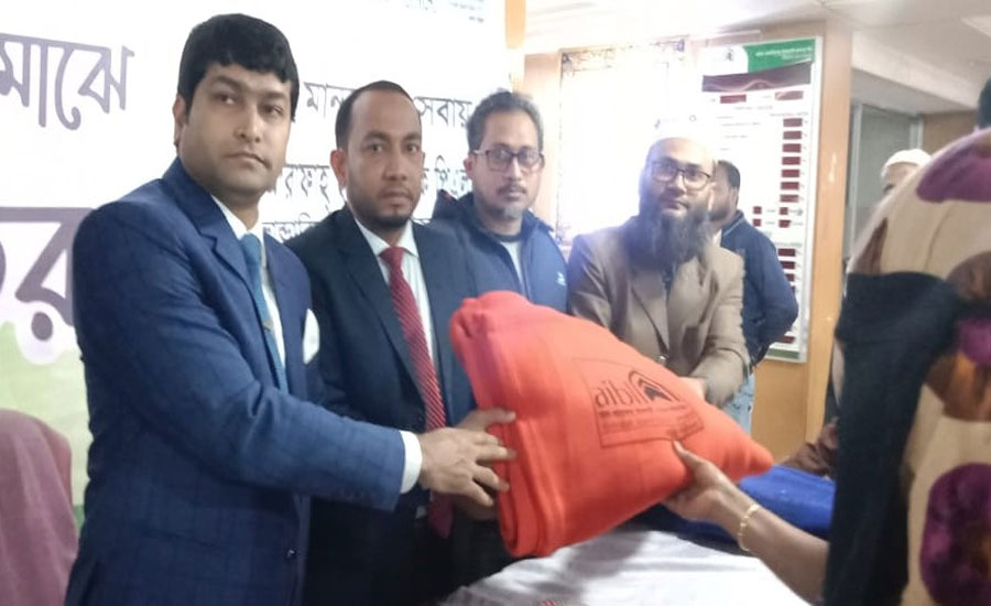 ভান্ডারিয়ায় এতিম, অসহায় ও দুঃস্তদের মাঝে  কম্বল বিতরণ