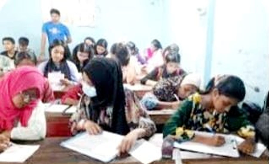 শাহেদ স্যারের রমরমা কোচিং বাণিজ্য,জিম্মি অভিভাবকরা