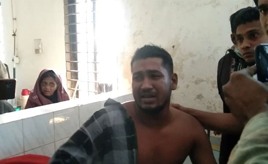 গভীর সমুদ্রে একই ট্রলারে দুই গ্রুপের সংঘর্ষ, আহত ১৭