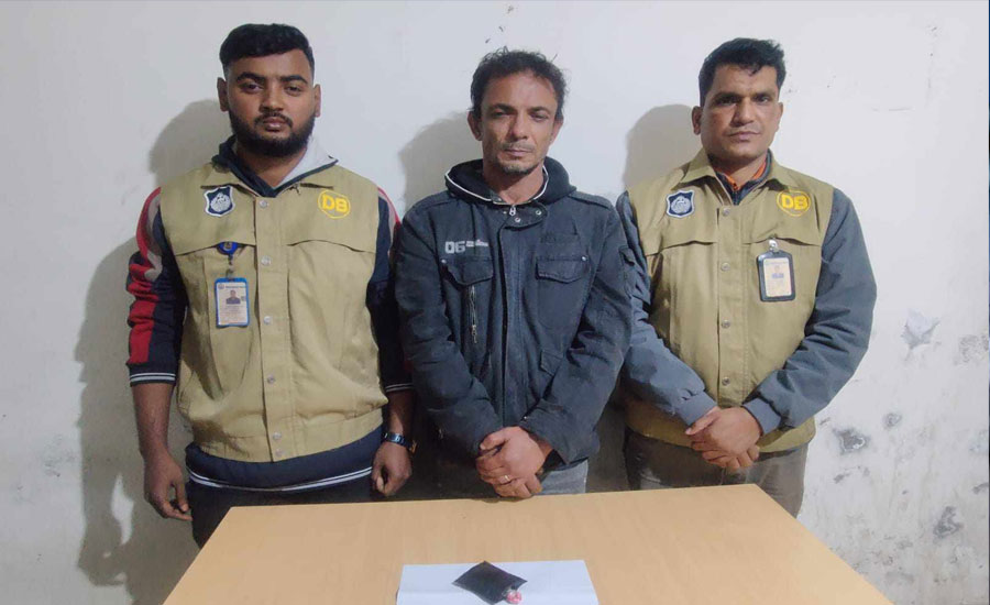 কিশোরগঞ্জে ইয়াবাসহ গ্রেফতার -১