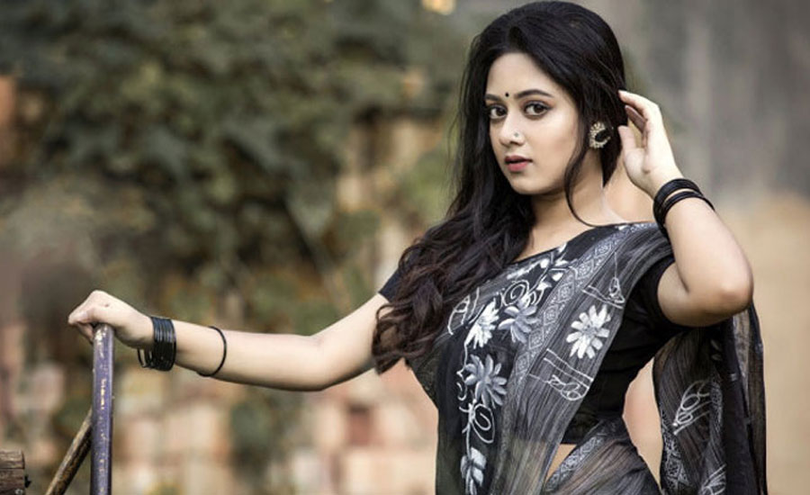 ডিবি কার্যালয়ে যাচ্ছেন দীঘি