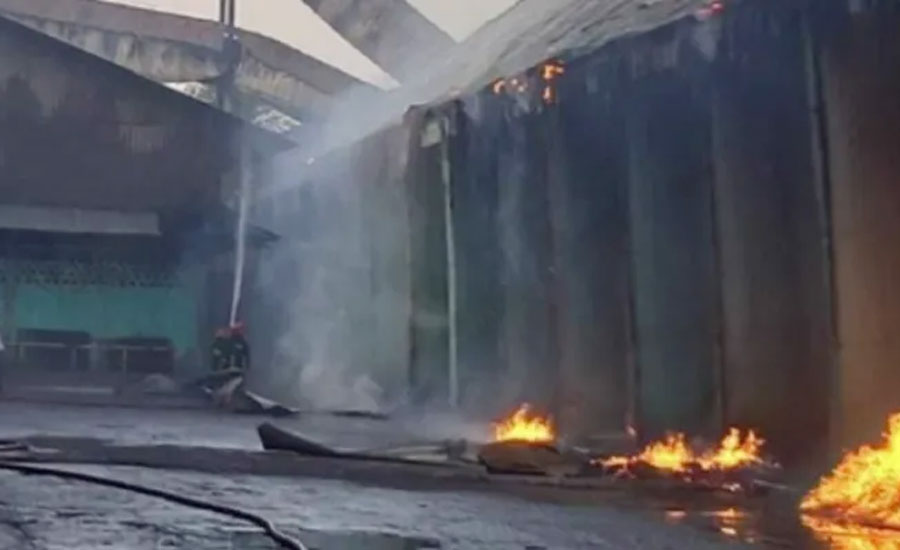 ৪১ ঘণ্টায়ও নেভেনি এস আলম সুগার মিলের আগুন
