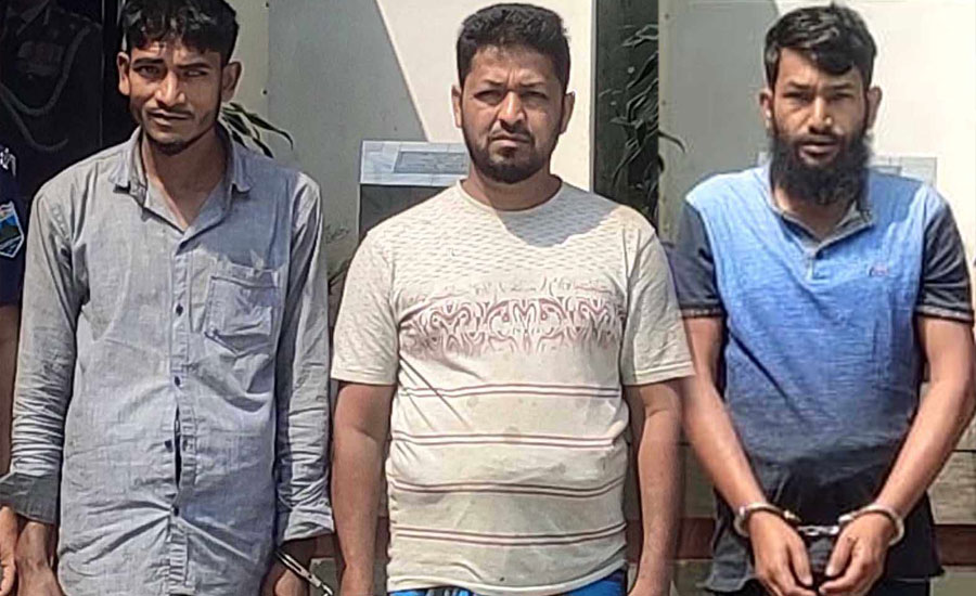 নন্দীগ্রামে মাদক বিরোধী অভিযানে ইয়াবা-গাঁজা উদ্ধার, গ্রেফতার ৩ 