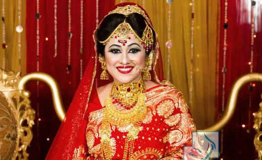 রেকর্ডের দুই দিনের মাথায় কমল সোনার দাম