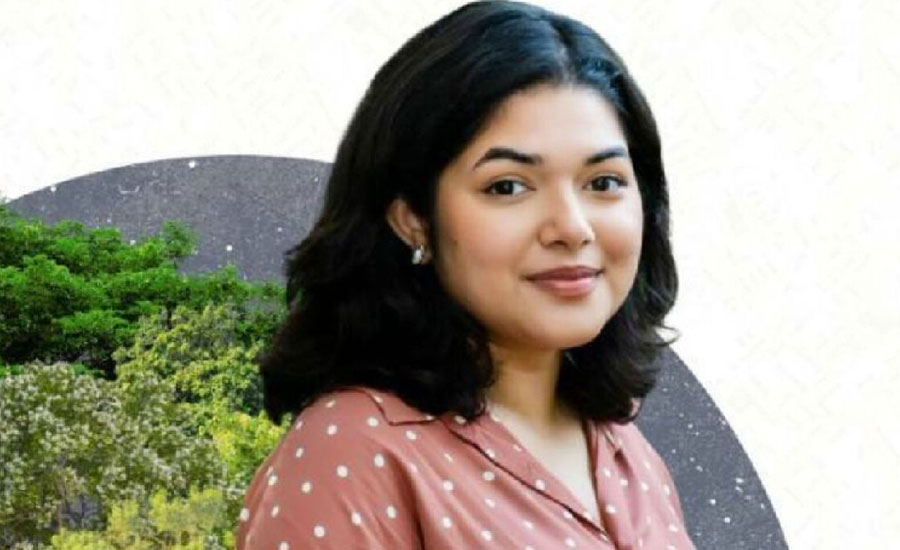 ফ্যান নিয়ে বের হতে বললেন চিফ হিট অফিসার বুশরা