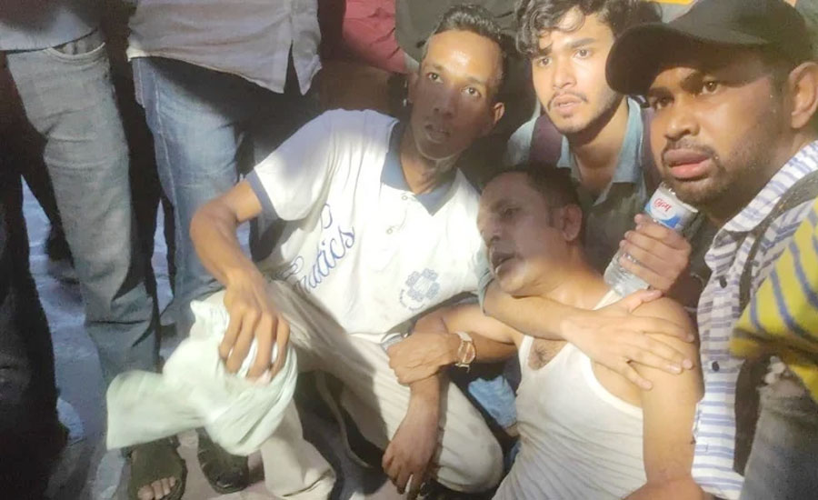 হঠাৎ এফডিসিতে সাংবাদিকদের ওপর হামলা