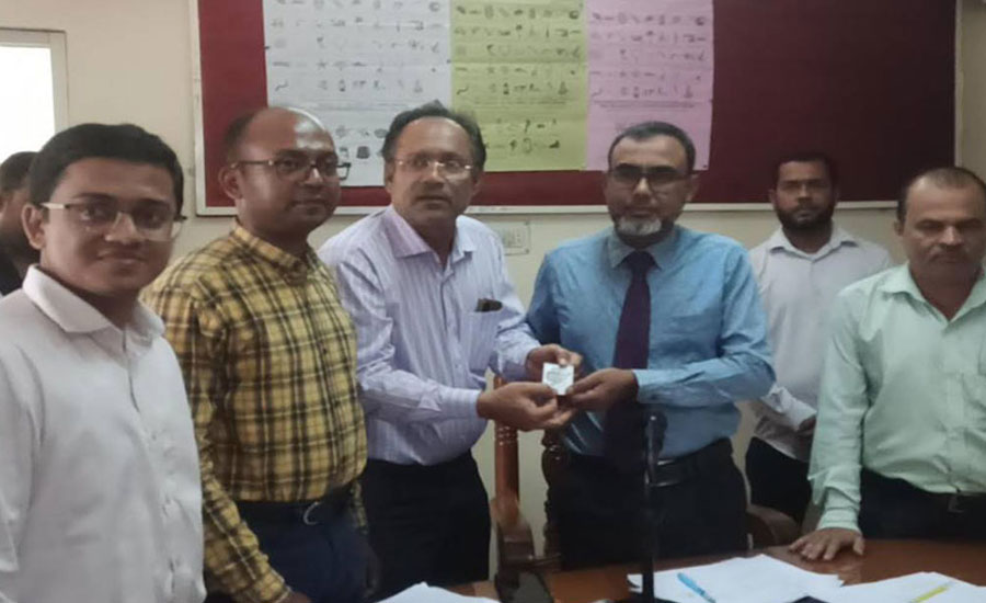 পঞ্চগড়ে প্রথম ধাপের ৩৩ প্রার্থীর মাঝে প্রতীক বরাদ্দ