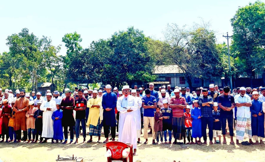 খানসামায় বৃষ্টির জন্য বিশেষ নামাজ আদায় 