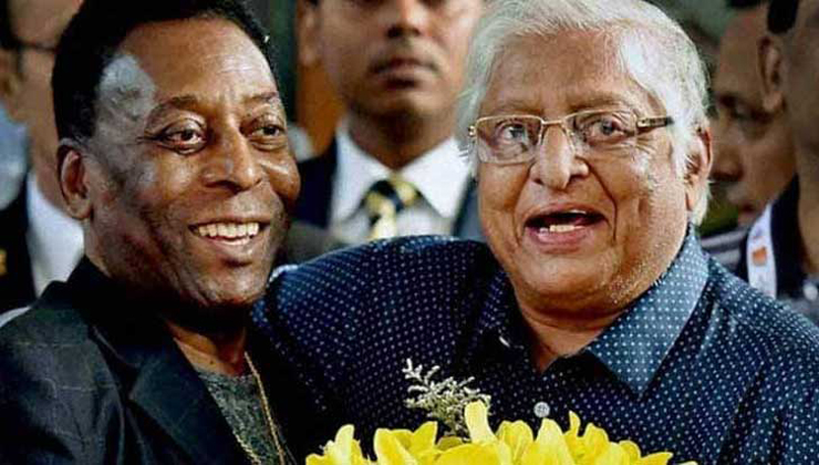 পেলের বন্ধু কিশোরগঞ্জের কিংবদন্তি ফুটবলার চুনি গোস্বামী আর নেই