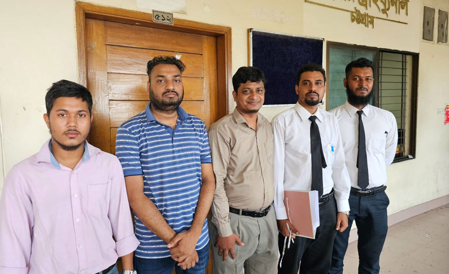 ডিজিটাল নিরাপত্তা আইনের মামলায় অব্যাহতি পেলেন চট্টগ্রামের দুই সাংবাদিক