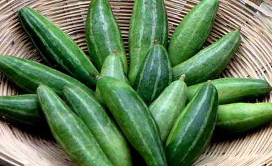 যেসব পুষ্টিগুণের কারণে পটল খাবেন
