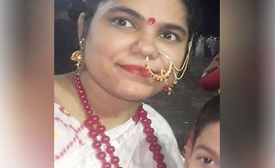 ‘আমি আর পারছি না’ স্ট্যাটাস দিয়ে নারী চিকিৎসকের আত্মহত্যা