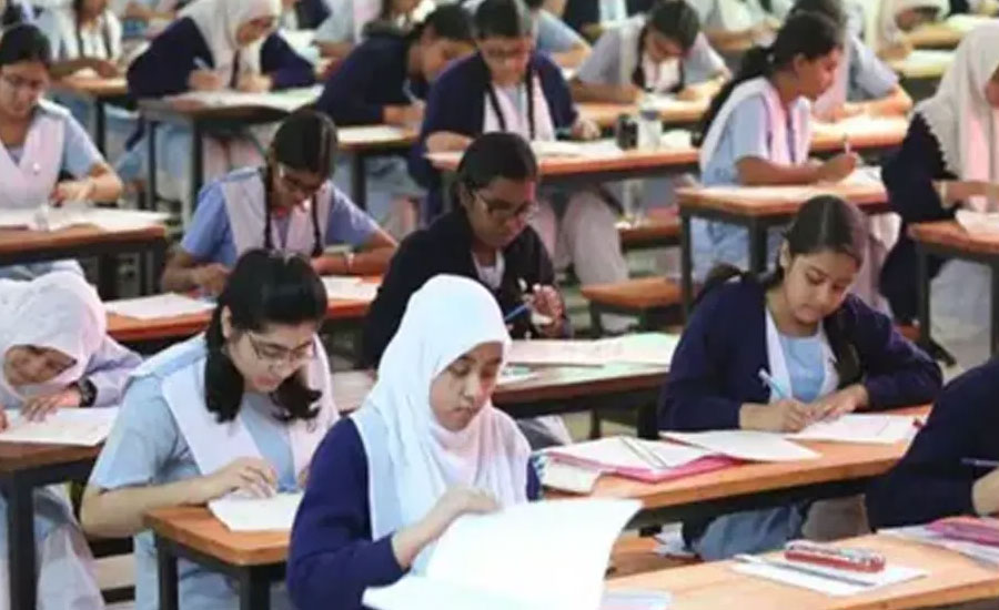 এইচএসসি পরীক্ষা পেছানোর পক্ষে ৯৬ শতাংশ মানুষ