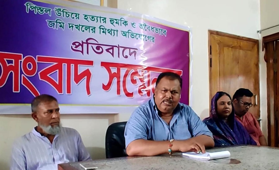 কুড়িগ্রামের রৌমারীতে  সাবেক প্রতিমন্ত্রী জাকির হোসেনের সংবাদ সম্মেলন