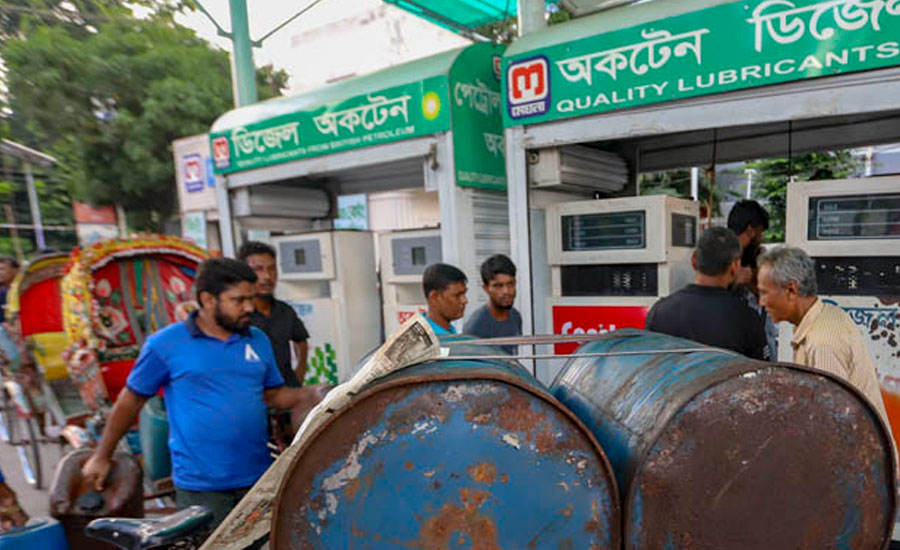 লিটারে ১ টাকা কমল ডিজেল-কেরোসিনের দাম