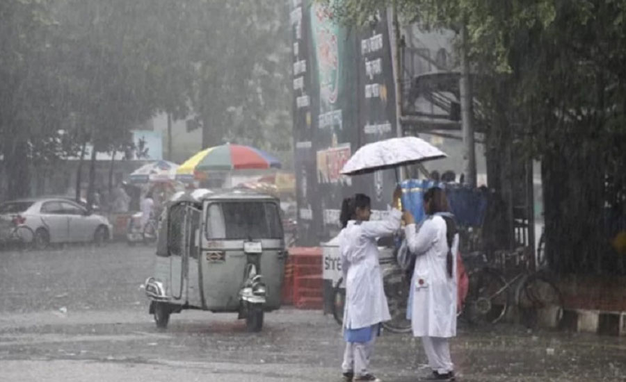 আজ আরও বাড়তে পারে বৃষ্টি, চলবে টানা কয়েক দিন