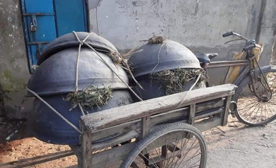 লালমনিরহাটে হারিয়ে যাচ্ছে গ্রামীণ ঐতিহ্য মৃৎ শিল্প