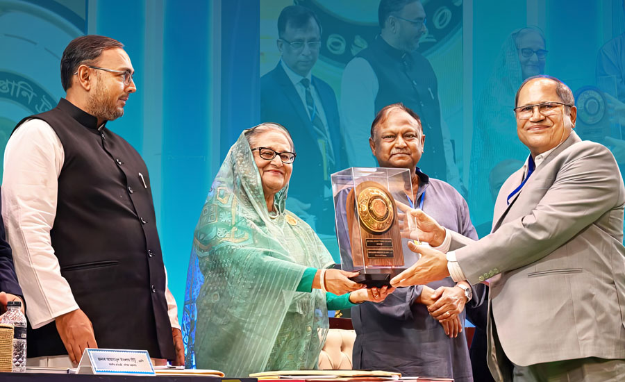 জাতীয় রপ্তানি ট্রফির স্বর্ণ পদক পেল দেশের ইলেকট্রনিক্স জায়ান্ট ওয়ালটন