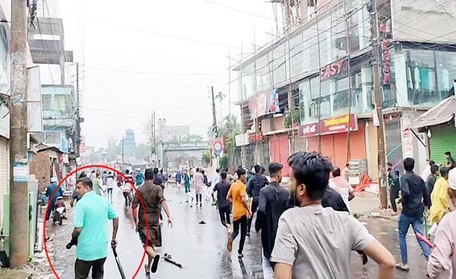 শটগান হাতে শিক্ষার্থীদের ধাওয়া দিলেন উপজেলা চেয়ারম্যানের গাড়িচালক