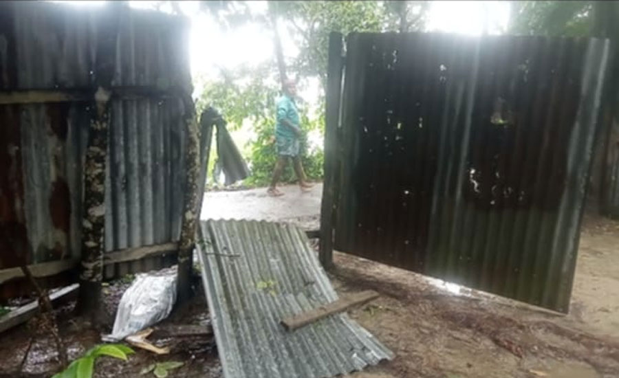 কমলনগরে প্রবাসীর বাড়িতে সন্ত্রাসী হামলা, ভাংচুরের অভিযোগ
